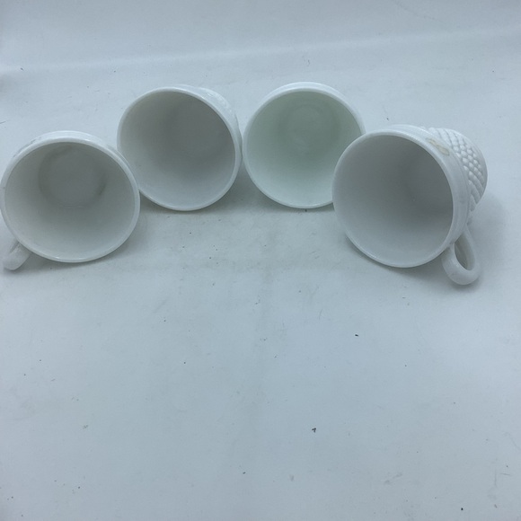 Four White Hobnail Cups and Saucers - Picture 11 of 11